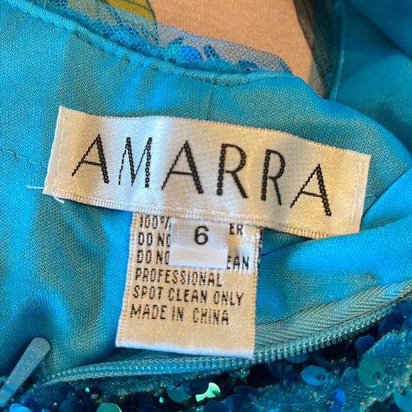 Prom/Evening/Black Tie Dress! Amarra size 6. - Picture 3 of 5